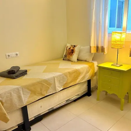 Spacious, Comfortable And Close To The * Torre Del Mar
